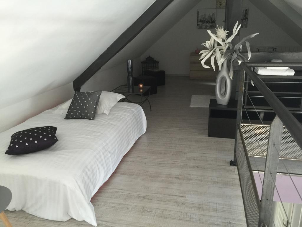 Loft P'Tite Pomme Azay Le Rideau Apartment Exterior photo